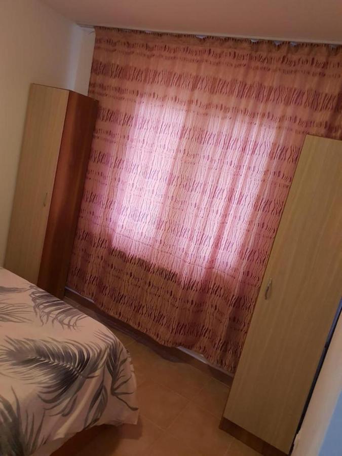 Apartament 2 Camere Tomis Nord Constanţa Exteriör bild